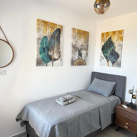 Relaxing Penthouse Suites By The Sea Vokolidha Экстерьер фото