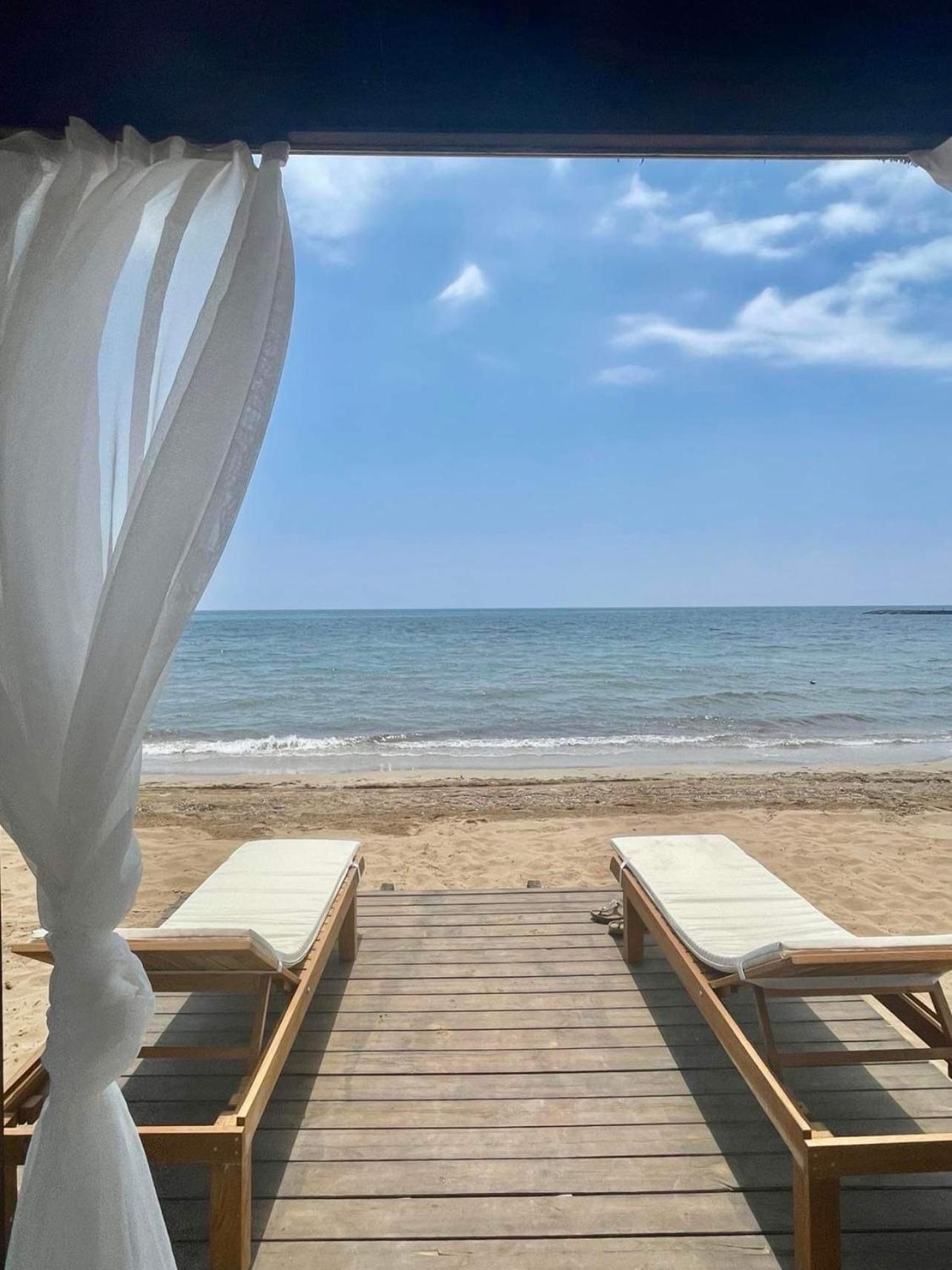 Relaxing Penthouse Suites By The Sea Vokolidha Экстерьер фото