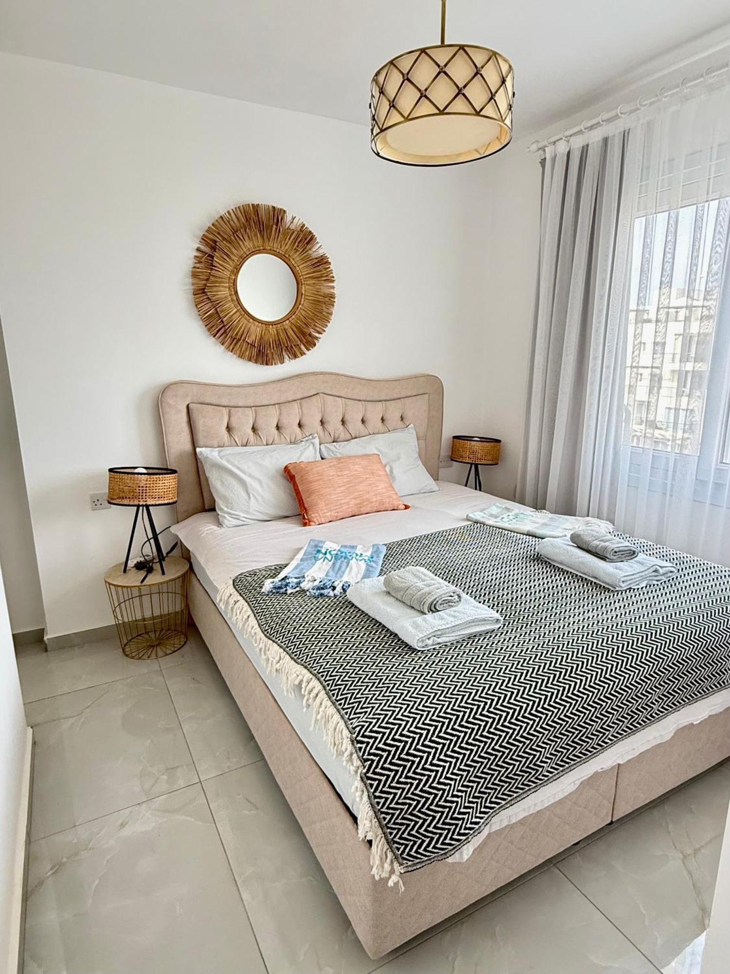 Relaxing Penthouse Suites By The Sea Vokolidha Экстерьер фото